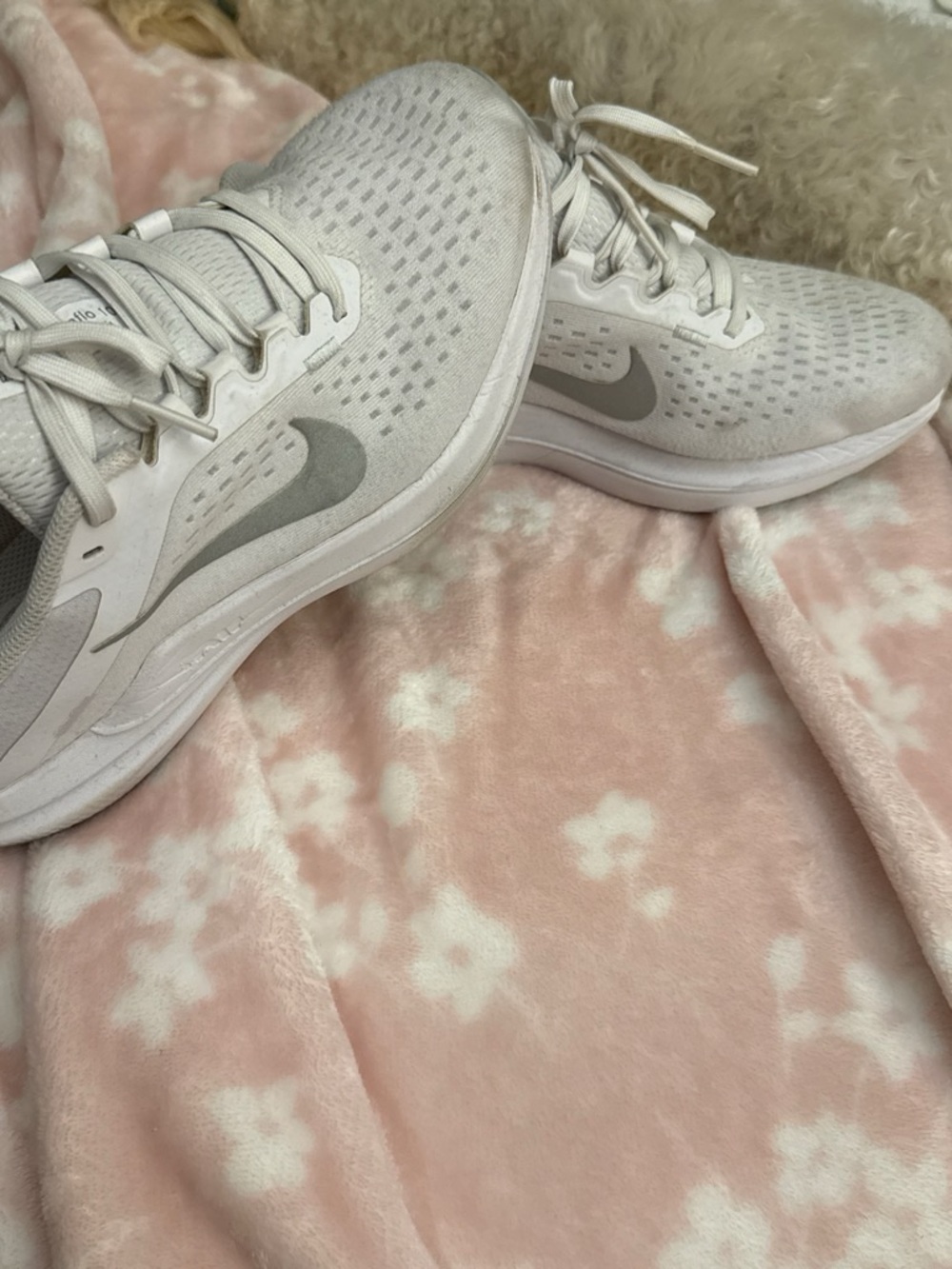 Nike Women’s Athletic Sneakers - White